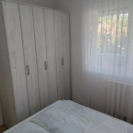 Apartman Sedam *